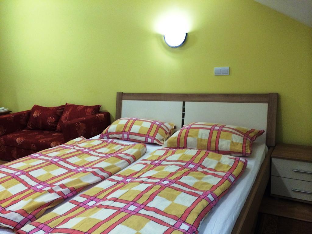Tourist Farm Salamun Villa Banovci Ngoại thất bức ảnh